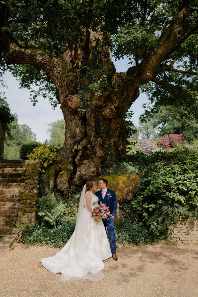 Wedding venue with historic gardens for photographs